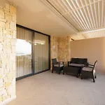 Ionian Sky Luxury Kalaja فلورا