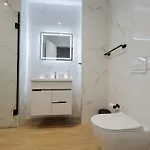 Ionian Sky Luxury Kalaja شقة