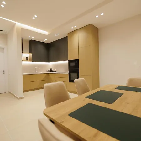 Ionian Sky Luxury Kalaja * Vlorë