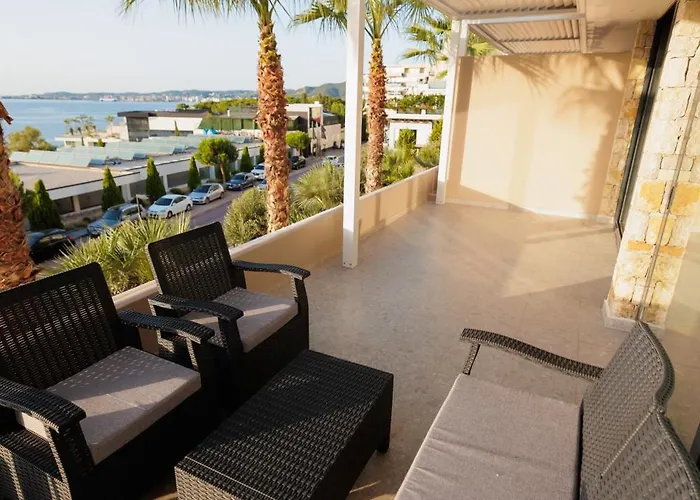 Ionian Sky Luxury Kalaja *