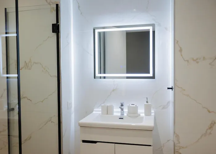 Ionian Sky Luxury Apartment Kalaja Vlore Apartament